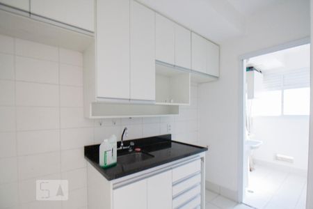 Cozinha de apartamento para alugar com 1 quarto, 47m² em Centro, São Paulo