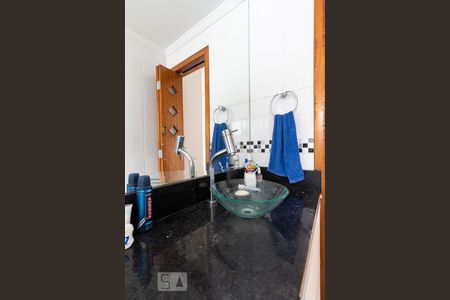 Apartamento à venda com 55m², 2 quartos e sem vagaBanheiro social