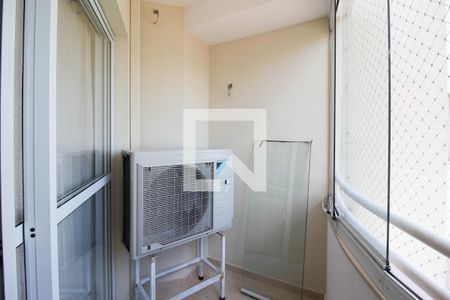 Varanda da Sala de apartamento à venda com 2 quartos, 75m² em Vila Nova Conceição, São Paulo