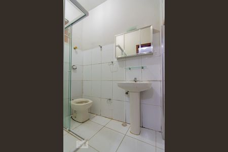 banheiro de apartamento para alugar com 1 quarto, 58m² em Santa Efigênia, São Paulo