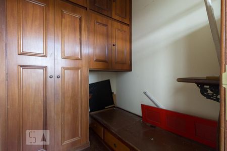 Apartamento à venda com 220m², 4 quartos e sem vagaQuarto de serviço