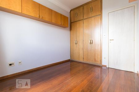 Apartamento à venda com 220m², 4 quartos e sem vagaQuarto 1