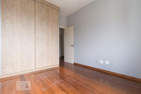 Apartamento à venda com 220m², 4 quartos e sem vagaQuarto 3