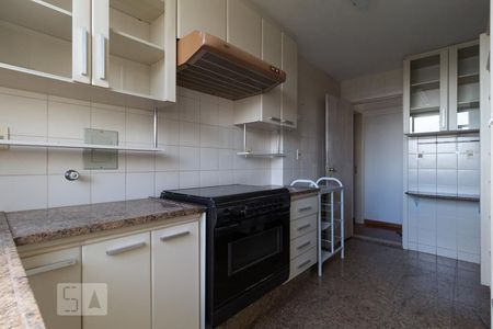 Apartamento à venda com 220m², 4 quartos e sem vagaCozinha 