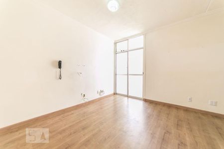 Sala de apartamento para alugar com 2 quartos, 56m² em Jardim das Bandeiras, Campinas