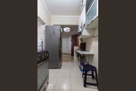 Apartamento para alugar com 100m², 2 quartos e sem vagaCozinha 