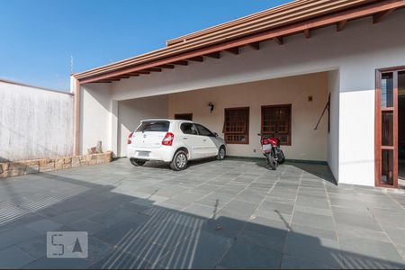 Casa à venda com 445m², 4 quartos e sem vagaFrente da Casa Garagem