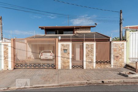 Casa à venda com 445m², 4 quartos e sem vagaFachada