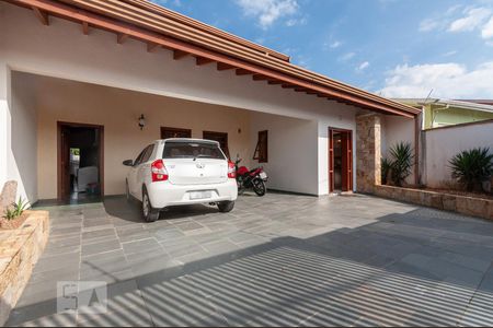 Casa à venda com 445m², 4 quartos e sem vagaFrente da Casa Garagem