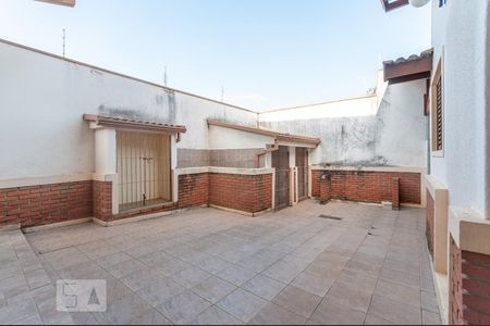 Casa à venda com 445m², 4 quartos e sem vagaQuintal