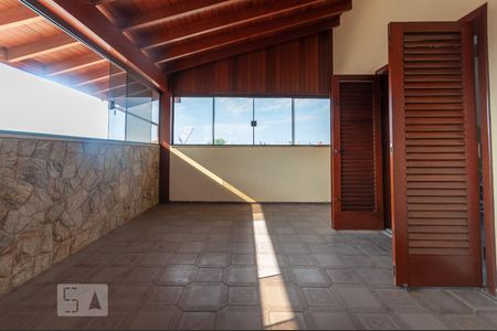 Casa à venda com 445m², 4 quartos e sem vagaVaranda Sala Andar Superior