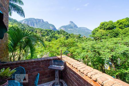 Casa de condomínio para alugar com 600m², 4 quartos e 3 vagasVaranda Suite Principal