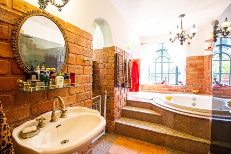 Casa de condomínio para alugar com 600m², 4 quartos e 3 vagasSuite Principal