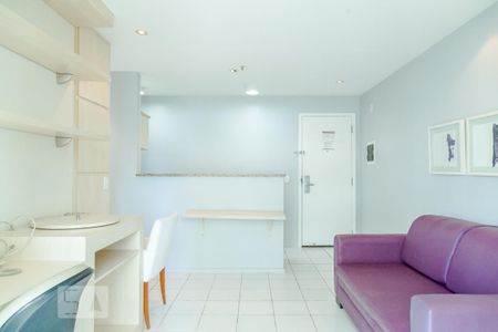 Sala de apartamento para alugar com 1 quarto, 45m² em Botafogo, Rio de Janeiro