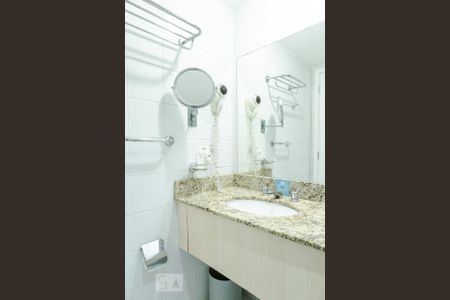 Apartamento para alugar com 45m², 1 quarto e 1 vaga Apartamento para alugar com 45m², 1 quarto e 1 vagaBanheiro