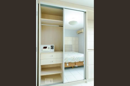 Apartamento para alugar com 45m², 1 quarto e 1 vaga Apartamento para alugar com 45m², 1 quarto e 1 vagaQuarto