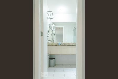 Apartamento para alugar com 45m², 1 quarto e 1 vaga Apartamento para alugar com 45m², 1 quarto e 1 vagaBanheiro