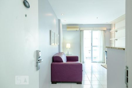Entrada - Sala de apartamento para alugar com 1 quarto, 45m² em Botafogo, Rio de Janeiro