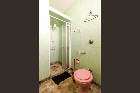 Banheiro de apartamento para alugar com 1 quarto, 58m² em Centro, Campinas