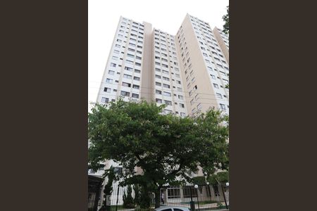 Apartamento para alugar com 65m², 2 quartos e 1 vaga Apartamento para alugar com 65m², 2 quartos e 1 vagaFachada