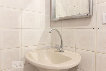 Banheiro de casa à venda com 3 quartos, 500m² em Vila Congonhas, São Paulo