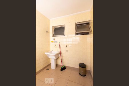 Apartamento para alugar com 85m², 3 quartos e 1 vagaÁrea de serviço