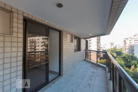 Varanda de apartamento para alugar com 4 quartos, 116m² em Tijuca, Rio de Janeiro