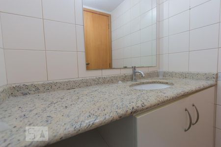 Banheiro 1 de apartamento para alugar com 4 quartos, 116m² em Tijuca, Rio de Janeiro