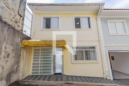 Casa de condomínio à venda com 104m², 3 quartos e 2 vagasFachada