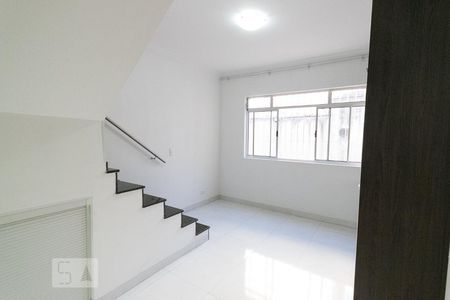 Casa de condomínio à venda com 98m², 3 quartos e 1 vagaSala