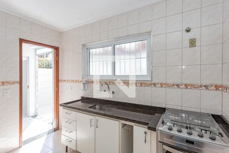 Casa de condomínio à venda com 104m², 3 quartos e 2 vagasCozinha