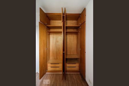Apartamento para alugar com 73m², 3 quartos e 2 vagas Apartamento para alugar com 73m², 3 quartos e 2 vagasQuarto 3