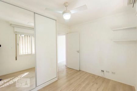 Quarto 01 de apartamento à venda com 2 quartos, 63m² em Vila Olímpia, São Paulo