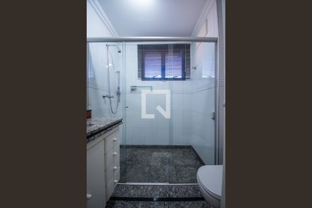 Banheiro da Suíte de apartamento à venda com 3 quartos, 148m² em Cambuí, Campinas