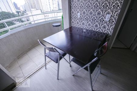 Sala e Cozinha de apartamento à venda com 1 quarto, 45m² em Campos Elíseos, São Paulo