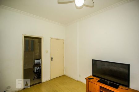 Sala de apartamento para alugar com 2 quartos, 85m² em Copacabana, Rio de Janeiro