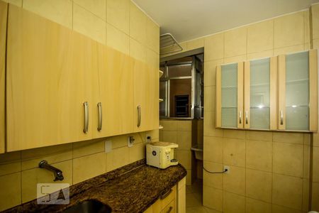 Apartamento para alugar com 85m², 2 quartos e sem vagaCozinha