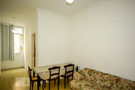 Sala de apartamento para alugar com 2 quartos, 85m² em Copacabana, Rio de Janeiro