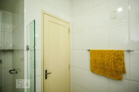 Banheiro de apartamento para alugar com 2 quartos, 85m² em Copacabana, Rio de Janeiro