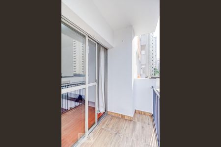 Sacada de apartamento para alugar com 1 quarto, 49m² em Moema, São Paulo