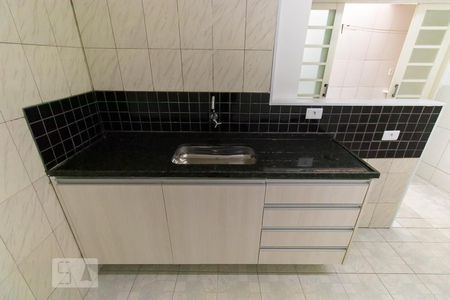 Casa para alugar com 55m², 2 quartos e 1 vagaSala- Cozinha 