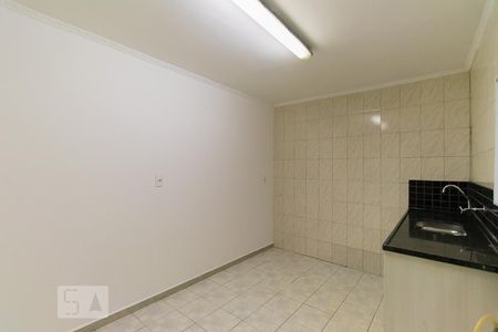 Casa para alugar com 55m², 2 quartos e 1 vagaSala- Cozinha 