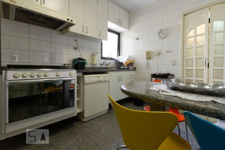 Cozinha de apartamento para alugar com 4 quartos, 160m² em Santana, São Paulo