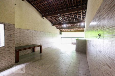 Casa à venda com 140m², 3 quartos e 2 vagas Casa à venda com 140m², 3 quartos e 2 vagasSalão de Festas