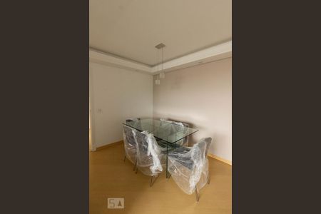 Sala de apartamento para alugar com 3 quartos, 79m² em Água Verde, Curitiba
