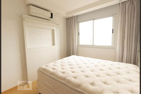 Quarto 2 de apartamento para alugar com 3 quartos, 79m² em Água Verde, Curitiba