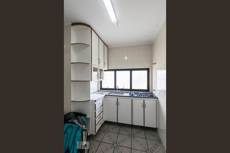 Apartamento à venda com 100m², 3 quartos e 2 vagasCozinha (Armários)