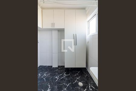 Apartamento para alugar com 67m², 2 quartos e 1 vaga Apartamento para alugar com 67m², 2 quartos e 1 vagaÁrea de serviço