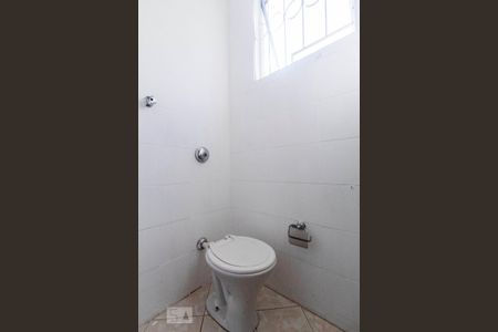 Apartamento para alugar com 80m², 3 quartos e 1 vaga Apartamento para alugar com 80m², 3 quartos e 1 vagaBanheiro de Serviço