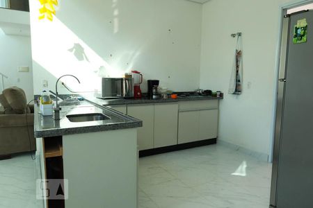 Casa à venda com 310m², 3 quartos e 3 vagasCozinha